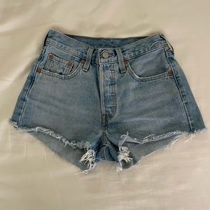 Women’s Levi’s 501 Shorts